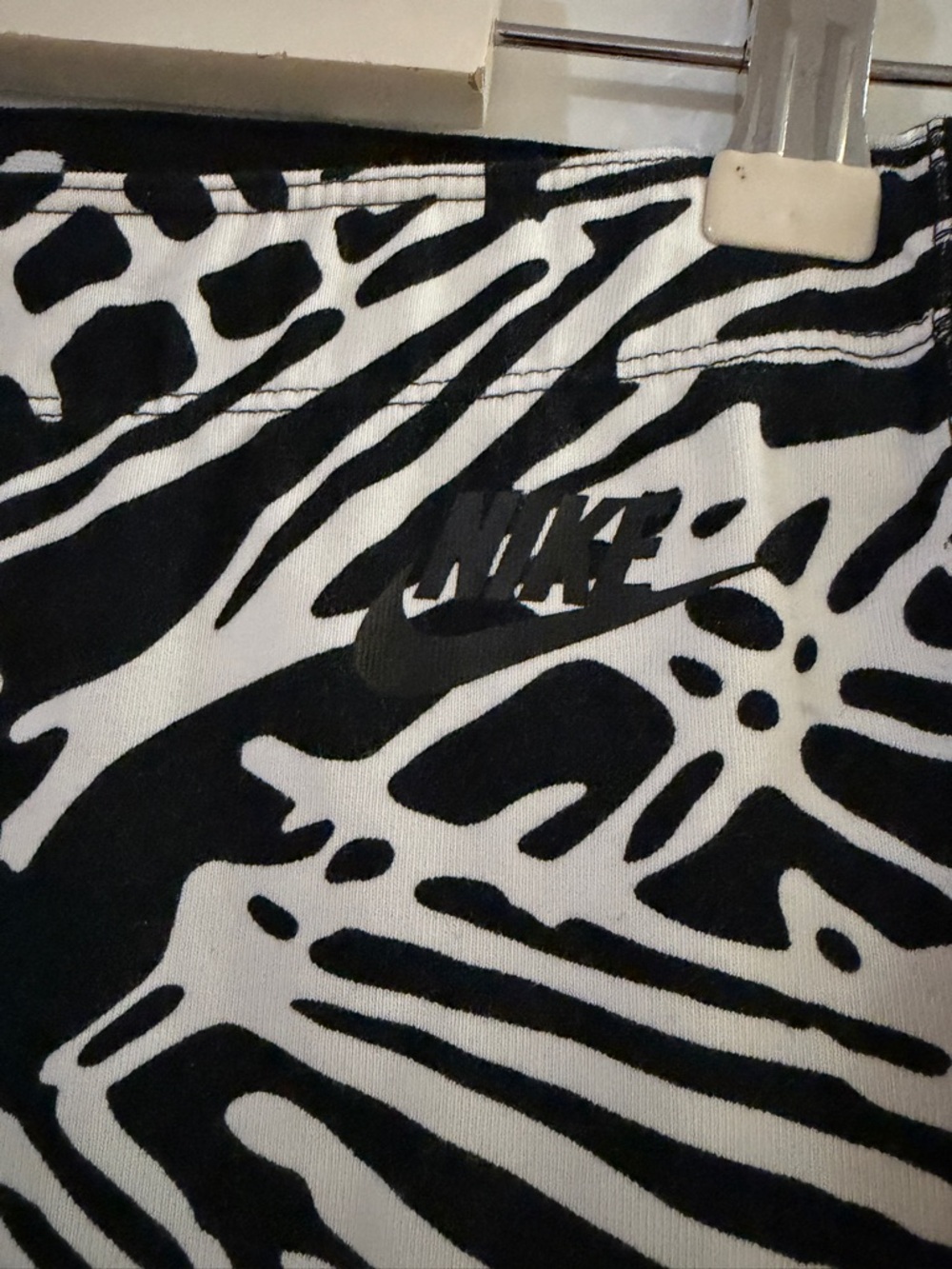 Nike Black & White Zebra Print Leggings - Picture 3 of 5